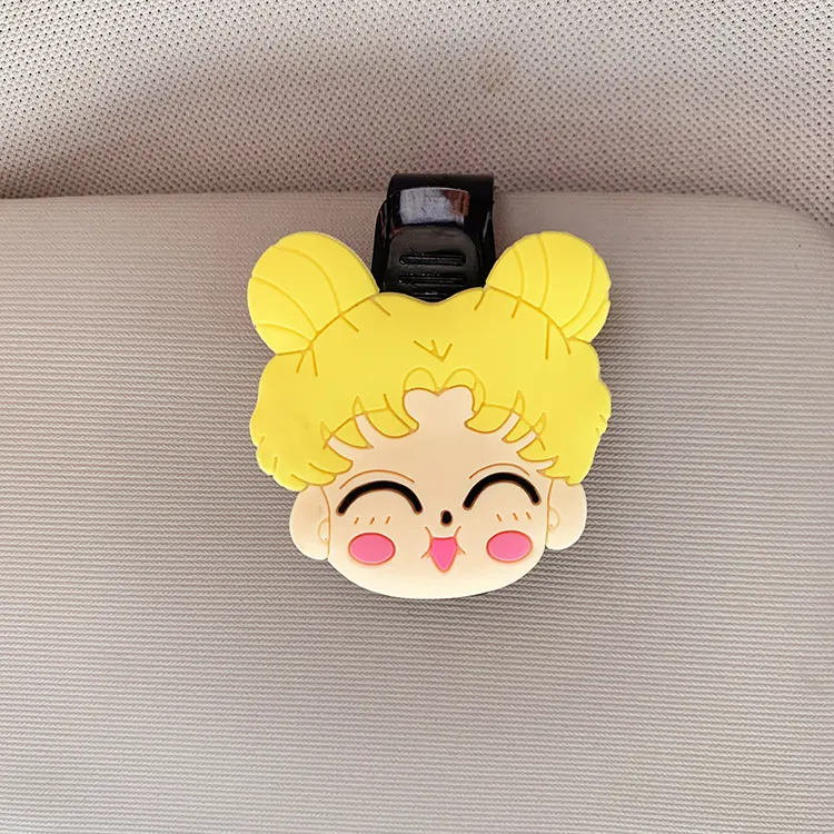 Porte-lunettes de voiture multifonctionnel pour pare-soleil, organisateur de lunettes de soleil, pince à lunettes de voiture, mignon et cartoon, pour lunettes de soleil et montures.