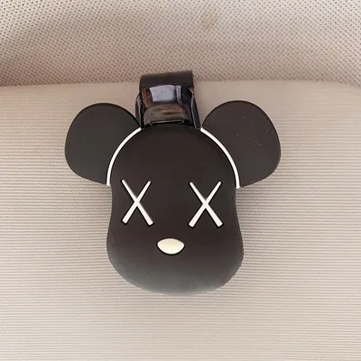 1 clip de lunettes Black Violent Bear